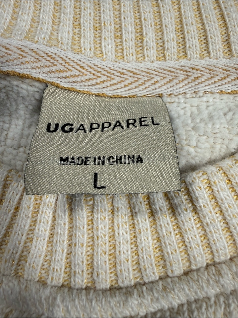Vintage Style Large Iowa Crewneck Sweatshirt Cream White Yellow Hawkeye Cozy - Picture 4 of 9